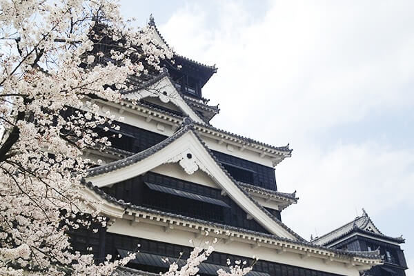 ▲▼日本自由行｜跟著熊本熊的腳步賞百年古城、泡露天溫泉、逛點燈活動。（圖／ReadyGo提供）