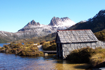 Le lac Dove et le mont Cradle, Massif central de Tasmanie.