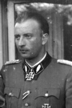 Hermann Fegelein vuonna 1942.