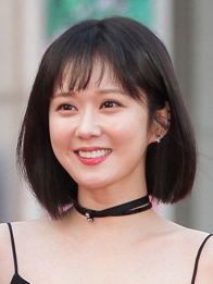 Jang Nara (2017)