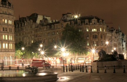 Trafalgar Square night