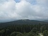 Blick vom Aussichtsturm auf dem Großen Feldberg nach Südwesten zum Kleinen Feldberg