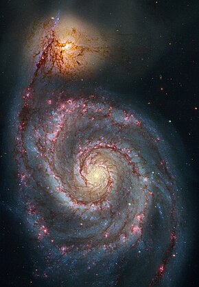 Vírová galaxie na snímku z Hubbleova vesmírného dalekohledu