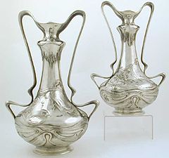 Art Nouveau vases by Julius Robert Hannig, Frankreich 1900.