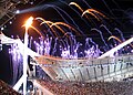 Den Olympiske ild tændes under åbningsceremonien ved Sommer-OL 2004.
