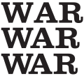 Tre versioni della parola "WAR" nel carattere tipografico Clarendon: la versione superiore non ha crenatura, la versione centrale ha una crenatura. La versione inferiore è stata sovraccaricata di crenatura per questa combinazione di caratteri: le lettere "WA" non si bilanciano con la coppia di lettere "AR" che non si avvicina.
