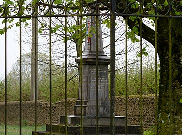 Le monument aux morts.