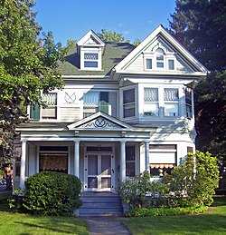 Front view of 356 Albany Avenue