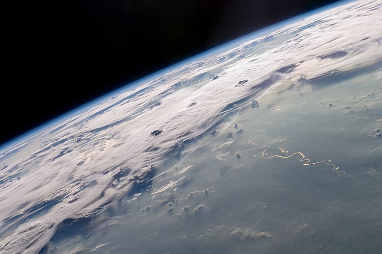 Фотография грозового фронта над северной Бразилией, снятая с борта Международной космической станции