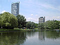 Rheinauensee mit Post Tower und Langem Eugen