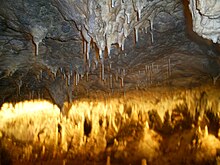 photographie couleurs : des stalagtites