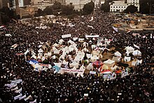 Description de l'image Tahrir Square on Novemeber 27 2012 (Morning).jpg.