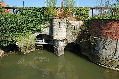 La Dyle quand elle entre dans Louvain par la grande écluse de Louvain (Grote Spui).