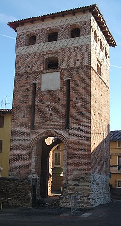 A középkori erődítmény megmaradt tornya