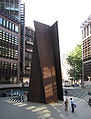 Sculpture monumentale en acier de Richard Serra réalisée à Londres