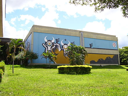 O Palácio Paiaguás, em Cuiabá, sede do poder executivo do estado do Mato Grosso, homenageia, através de seu nome, a antiga etnia indígena.