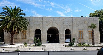 Façade de la Porte Royale de La Rochelle, restaurée par l'association Les Amis de la Porte Royale