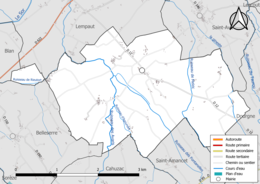 Carte en couleur présentant le réseau hydrographique de la commune