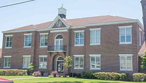 Brantley County Courthouse in Nahunta