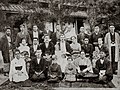 日本救世軍初期メンバー（中列中央がエドワード・ライト、前列左から2人目が山室軍平）