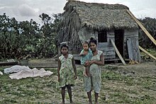 Family of Miskito people along the Prinzapolka river, Nicaragua - c. 1957–1961.jpg