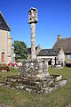 Croix de cimetière de Brech, vue générale.