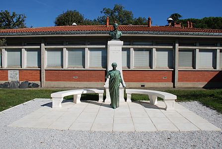 En 2009, après son transfert à l'École nationale vétérinaire de Toulouse, dans le quartier Lardenne.