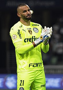 Weverton-Palmeiras-Athletico-jul-2022.jpg