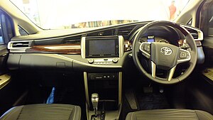 2015_Toyota_Kijang_Innova_(GUN142R)_2.4_Q_AT_(2015-12-05)_interior_view