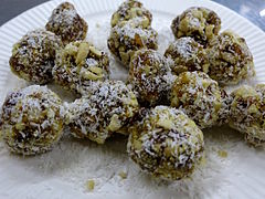 Cashew Balls