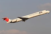 與日本佳速航空合併的日航麥道MD-90