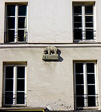 Der Bär über dem Eingang zum Cour de l'Ours (Nr. 95)