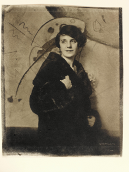 Nina Kandinskij, fotograferet af Hugo Erfurth(de), 1927