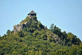 A Medves-fennsík csúcsán álló Salgó várának romjai