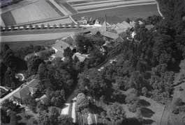 Historisches Luftbild von Walter Mittelholzer vor 1937 mit Ziegelei