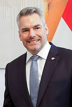 Karl Nehammer vuonna 2023.