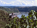 Vista de Burg Katz, coa Lorelei ao fondo