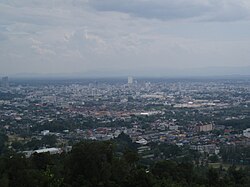 Vista parcial da cidade de Hat Yai, localizada no distrito de mesmo nome.