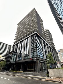 サンテレビジョンの本社��演奏所 （神戸駅前JUSTスクエア：サンテレビジョンは1階から4階までの部分に入居している）