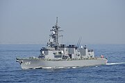 平成21年度観艦式予行における「いなづま」