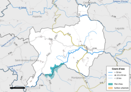 Carte en couleur présentant le réseau hydrographique de la commune