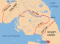 Tracé de la ligne entre le lac Saimaa et le golfe de Finlande. La ligne de défense se poursuit tout du long du pays. La carte fait également figurer les lignes VT et VKT.