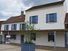 Jaignes mairie.jpg