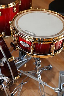 Pearl Reference Snare drum.jpg