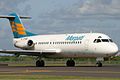 Fokker F28-4000 de Merpati sur l'aéroport international de Bali en 2005