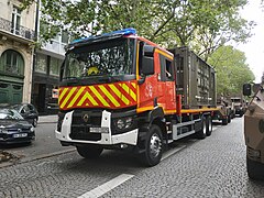 Camion pour mission NRBC (nucléaire, radiologique, biologique et chimique).