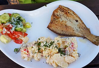 Scholle mit Kartoffelsalat