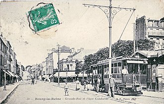 La station de Bourg-la-Reine, motrice série 301 à 312.