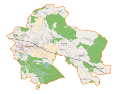 Mapa konturowa gminy Jelcz-Laskowice, po lewej nieco u góry znajduje się punkt z opisem „Miłoszyce”