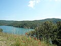 Vue du lac depuis les collines.